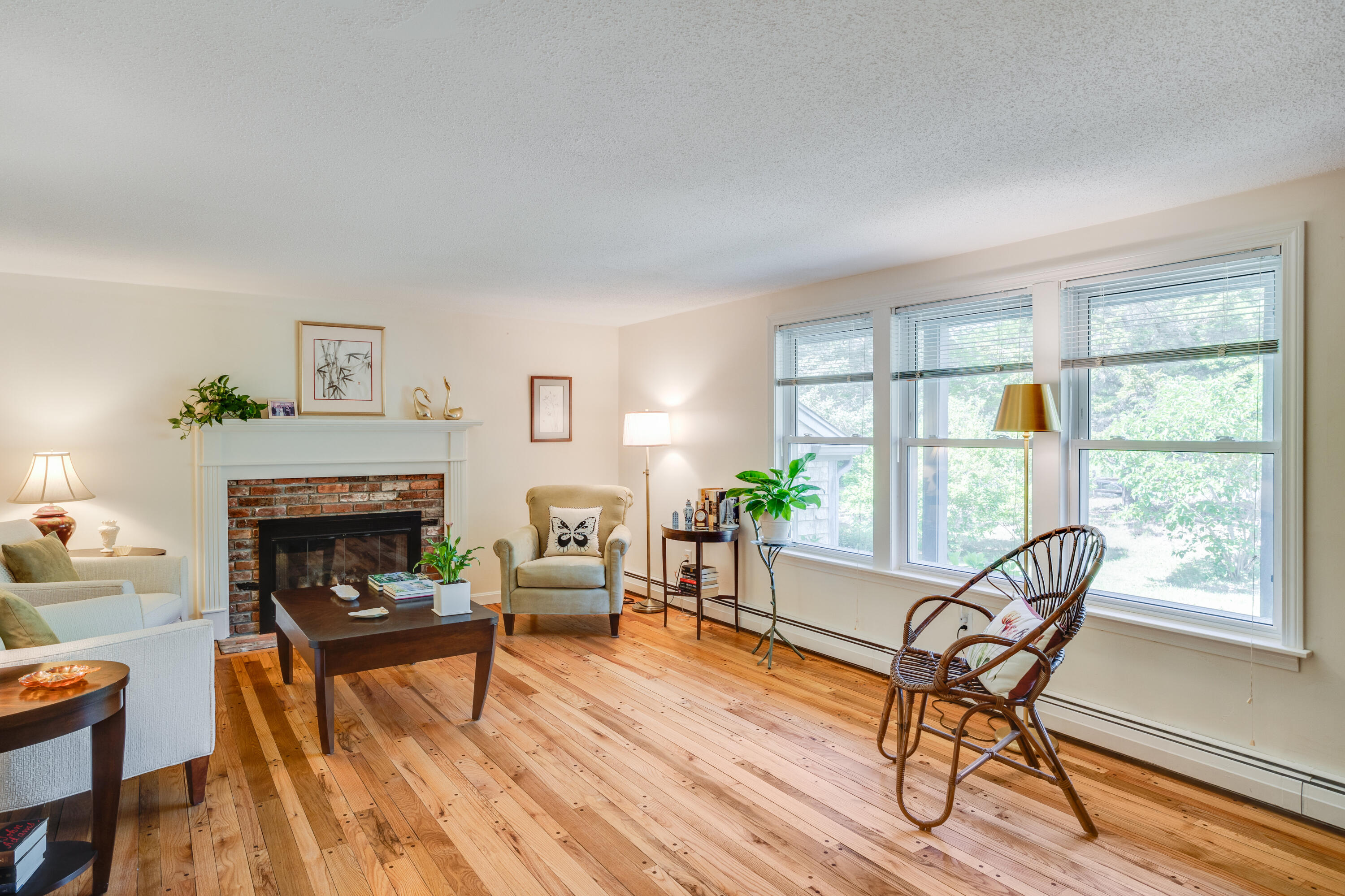 240 Bragg's Lane Barnstable MA 02630