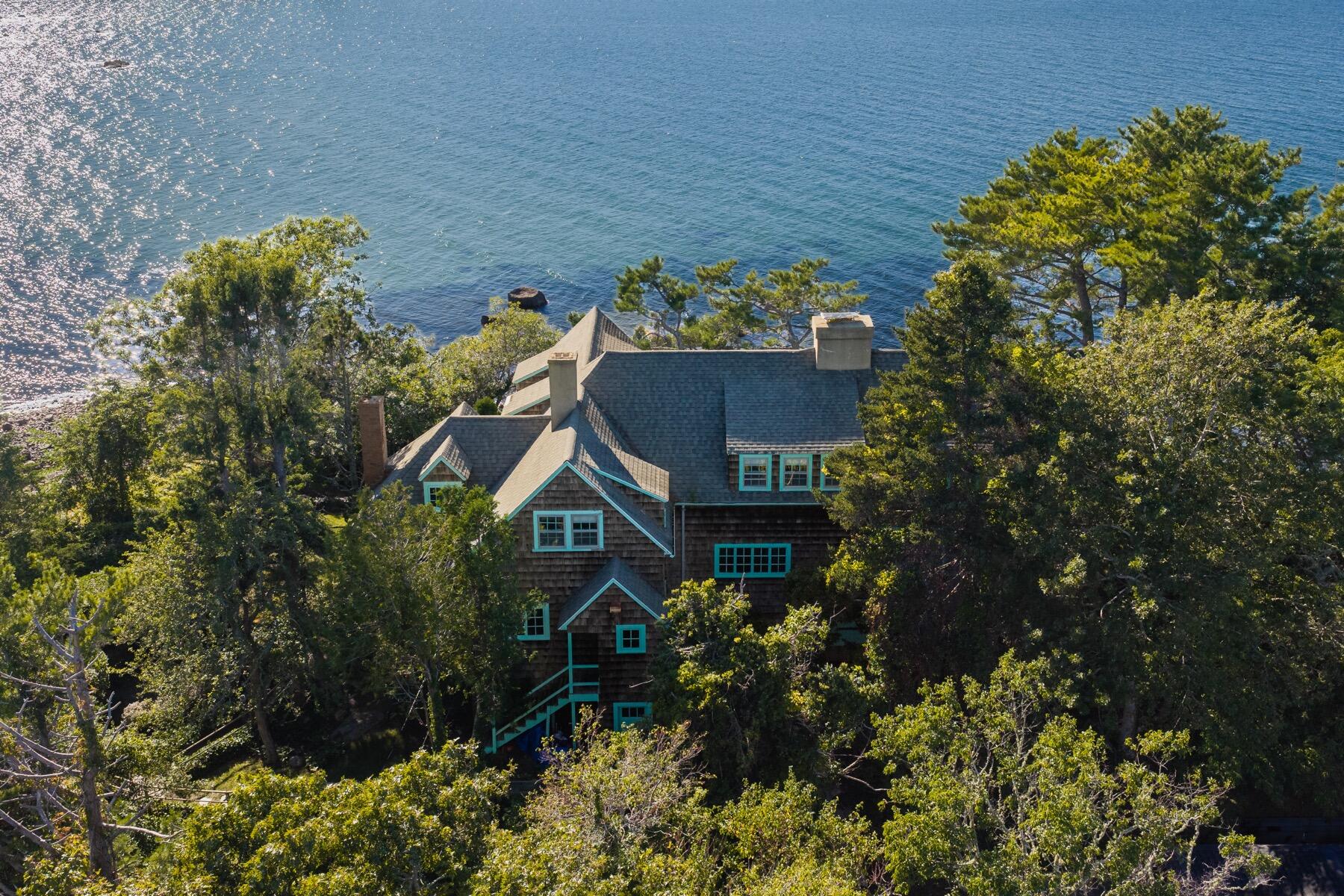46 Gardiner Road Woods Hole MA 02543