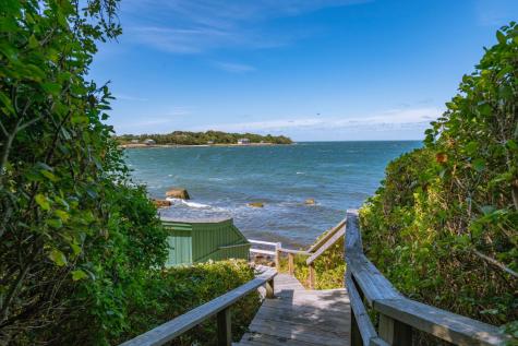 46 Gardiner Road Woods Hole MA 02543