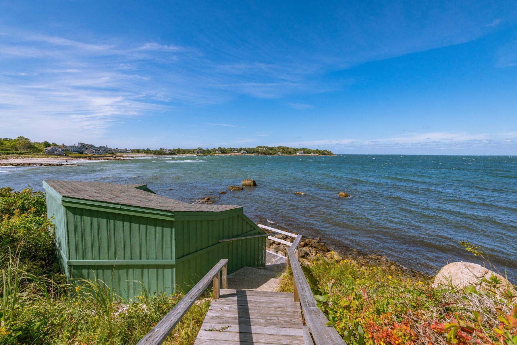 46 Gardiner Road Woods Hole MA 02543