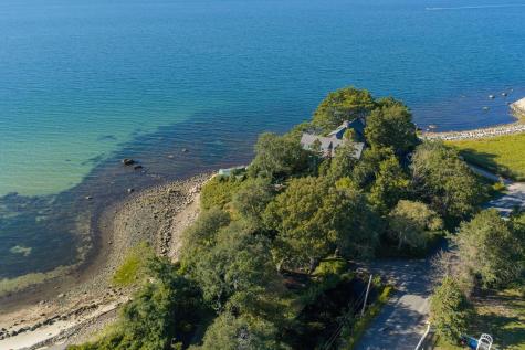 46 Gardiner Road Woods Hole MA 02543