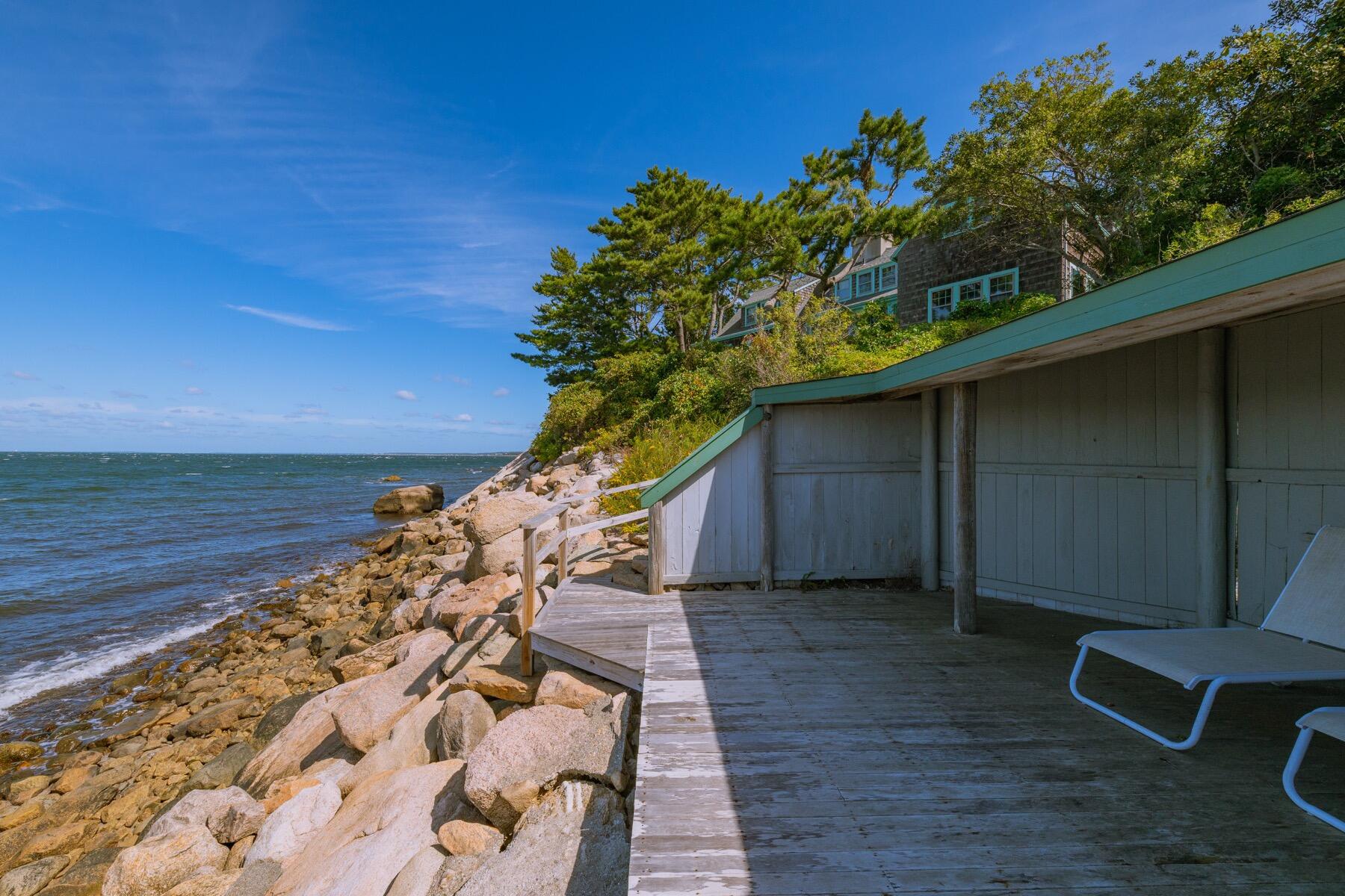 46 Gardiner Road Woods Hole MA 02543