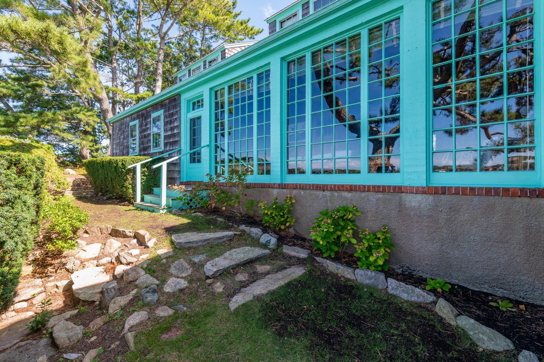 46 Gardiner Road Woods Hole MA 02543