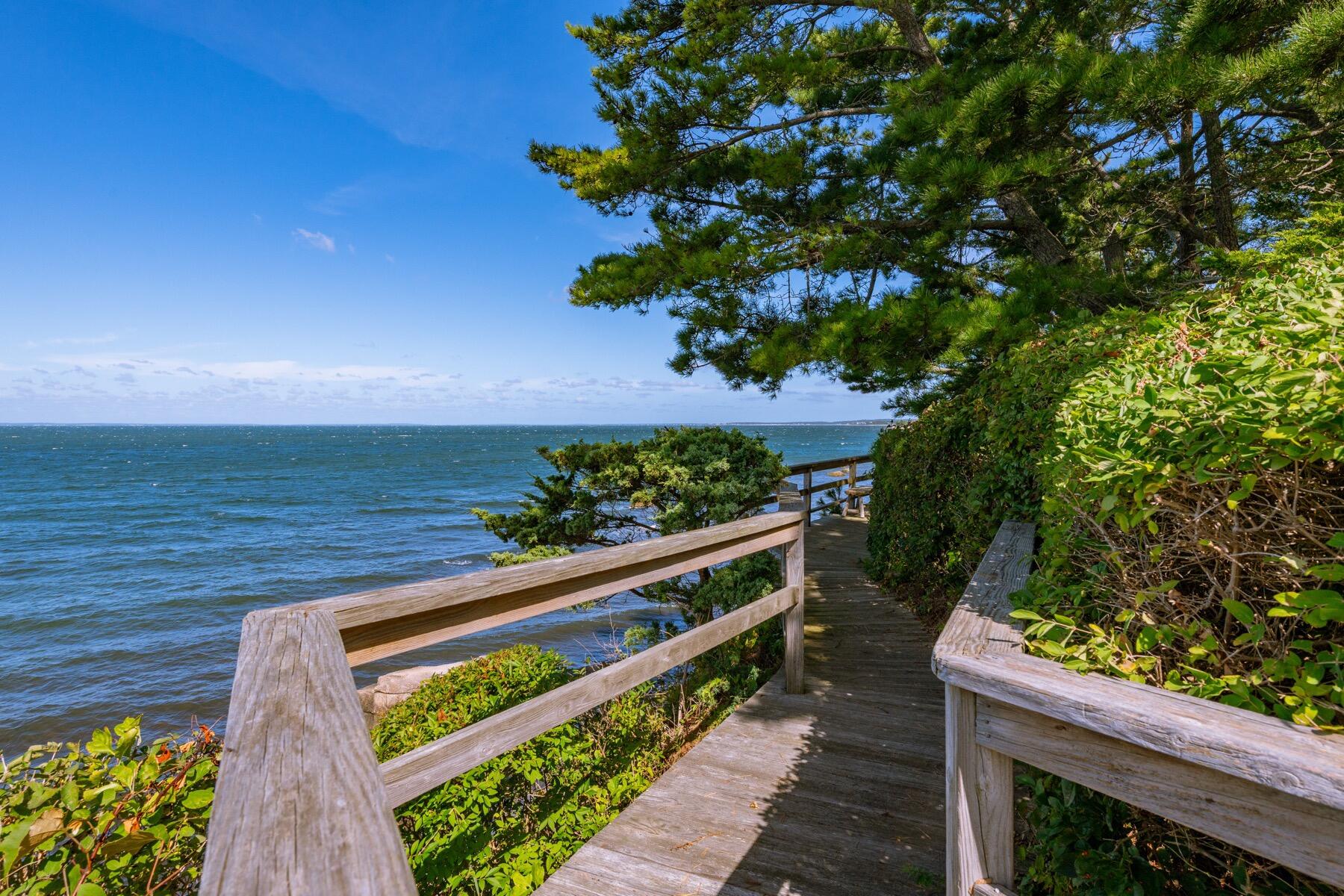 46 Gardiner Road Woods Hole MA 02543