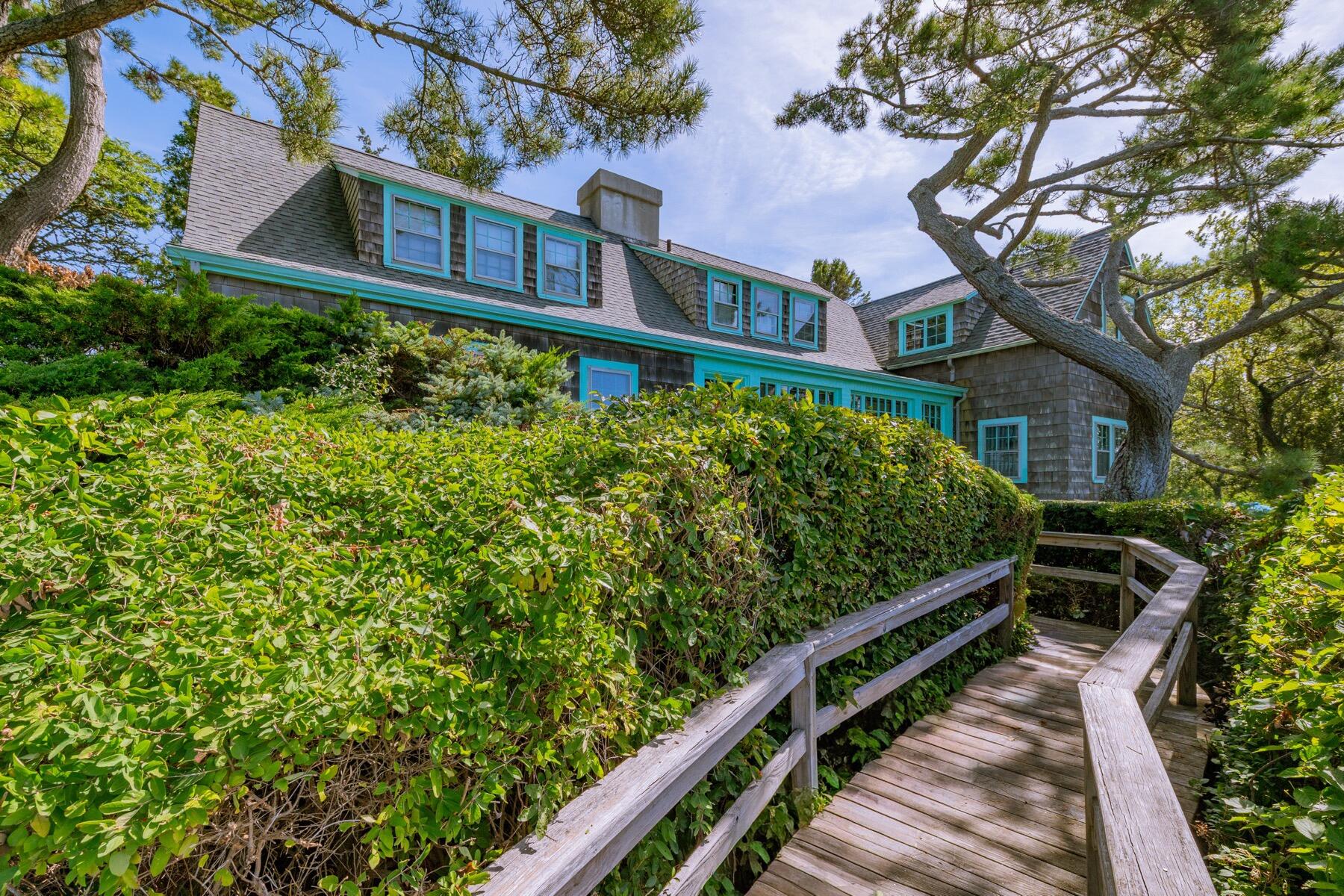 46 Gardiner Road Woods Hole MA 02543