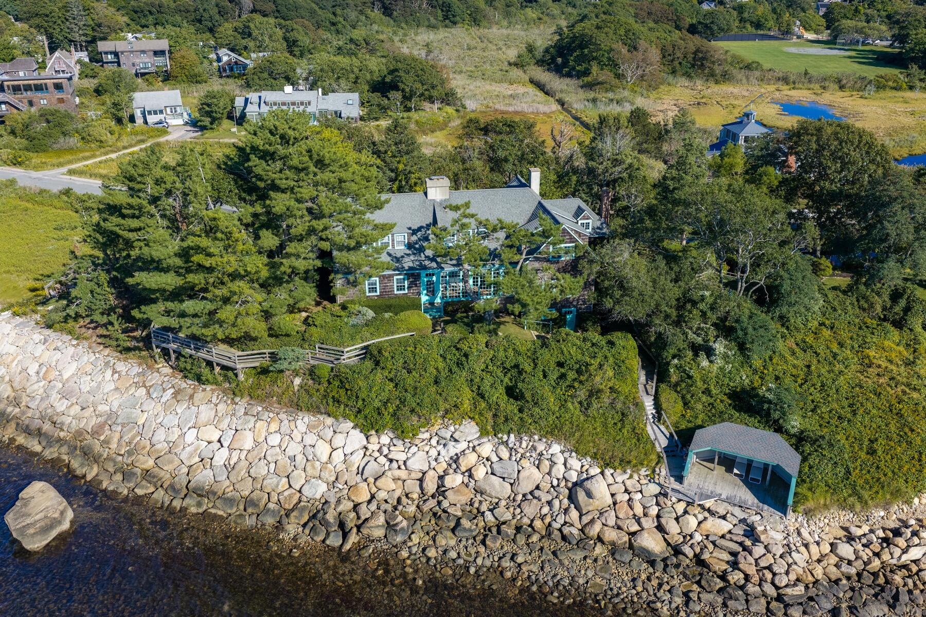 46 Gardiner Road Woods Hole MA 02543