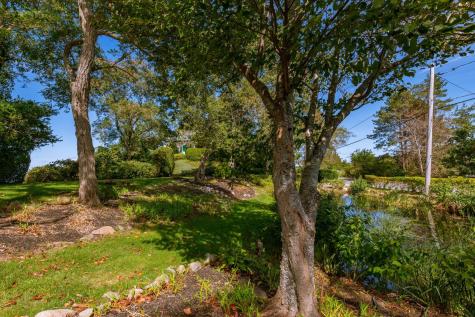46 Gardiner Road Woods Hole MA 02543