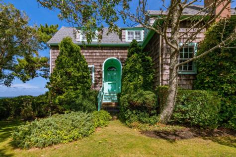 46 Gardiner Road Woods Hole MA 02543