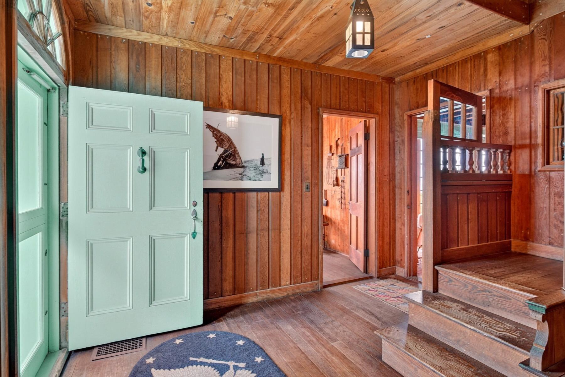 46 Gardiner Road Woods Hole MA 02543