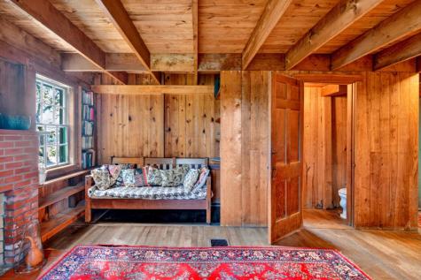 46 Gardiner Road Woods Hole MA 02543