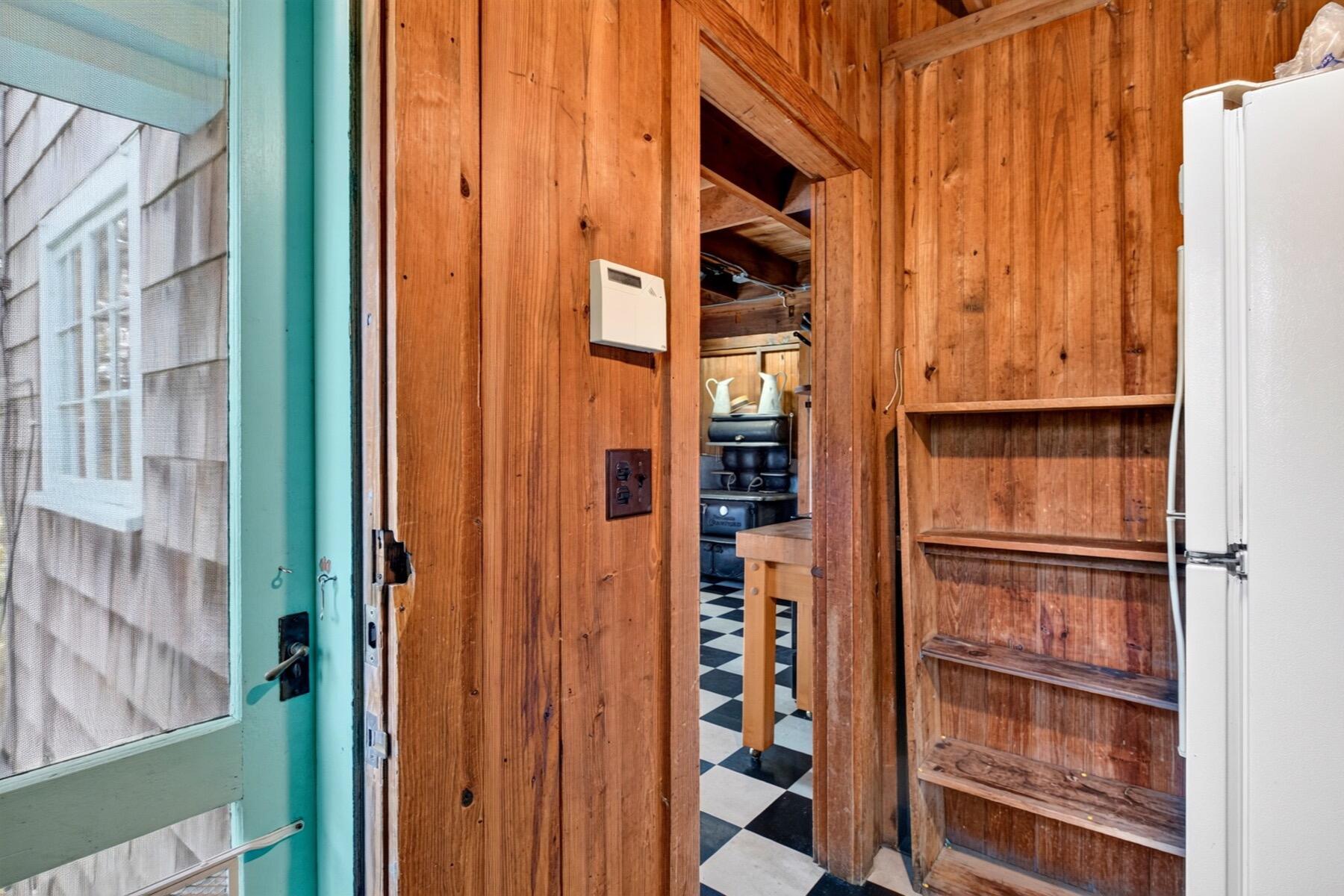 46 Gardiner Road Woods Hole MA 02543