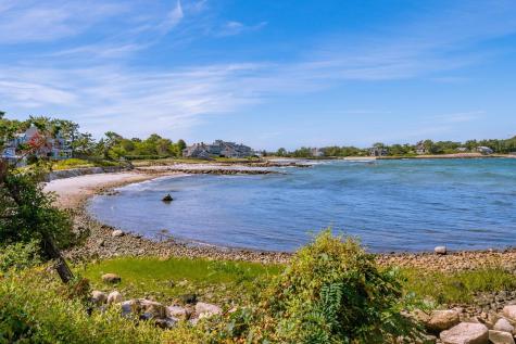 46 Gardiner Road Woods Hole MA 02543