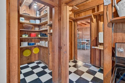 46 Gardiner Road Woods Hole MA 02543