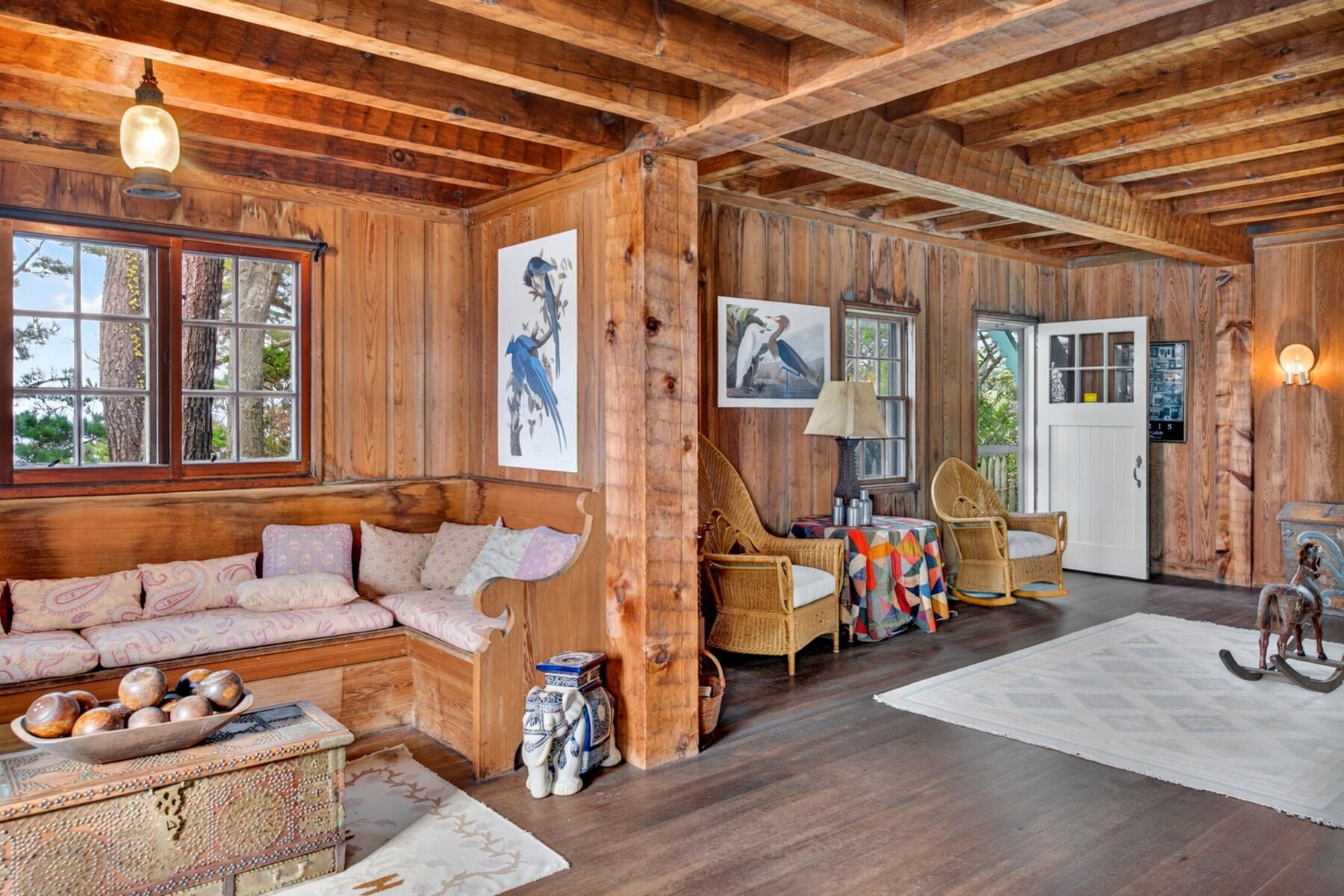 46 Gardiner Road Woods Hole MA 02543