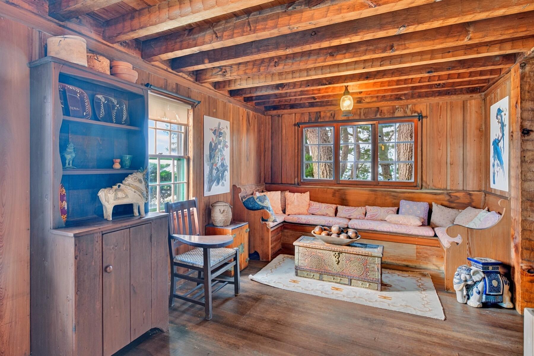 46 Gardiner Road Woods Hole MA 02543