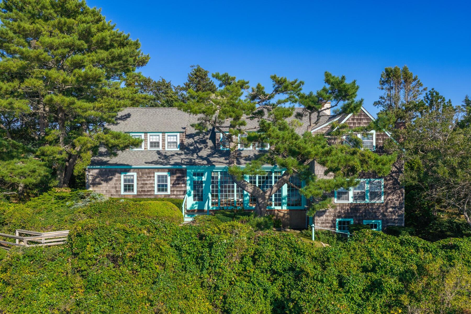 46 Gardiner Road Woods Hole MA 02543