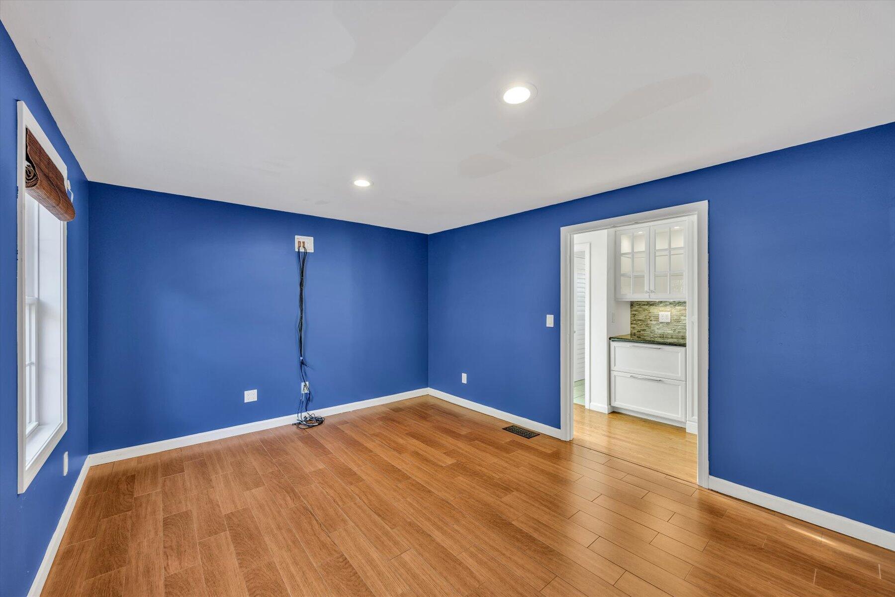 160 Algonquin Avenue Mashpee MA 02649