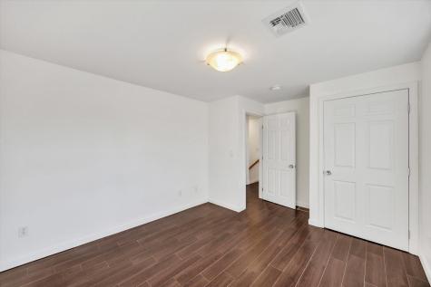 160 Algonquin Avenue Mashpee MA 02649