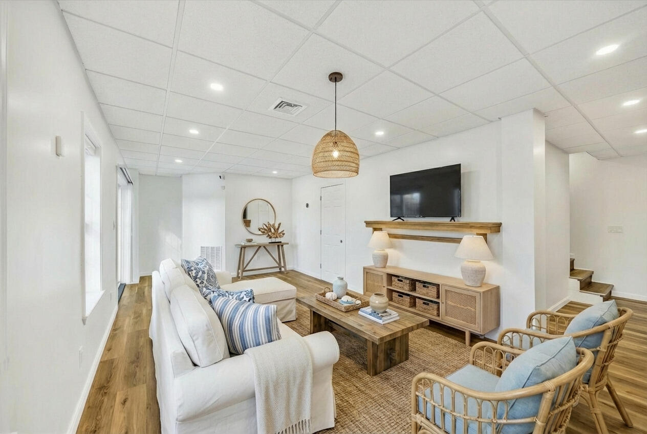 160 Algonquin Avenue Mashpee MA 02649