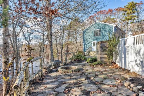 160 Algonquin Avenue Mashpee MA 02649