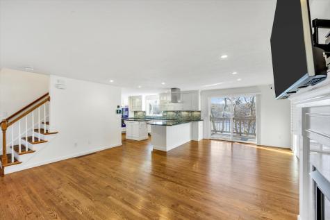 160 Algonquin Avenue Mashpee MA 02649