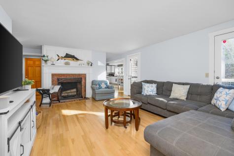 578 Huckins Neck Road Barnstable MA 02632