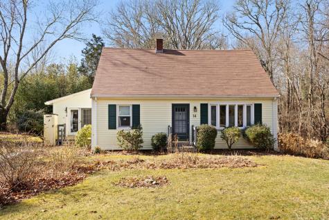 14 Clay Pond Road Bourne MA 02553
