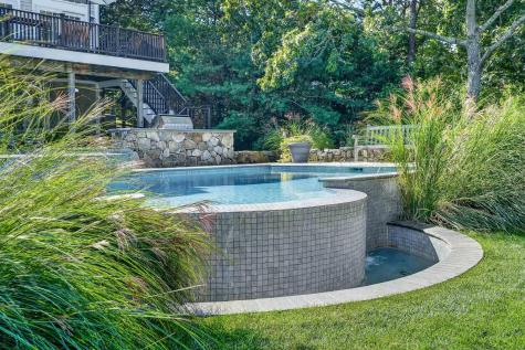 29 Llewellyn Way Edgartown MA 02539