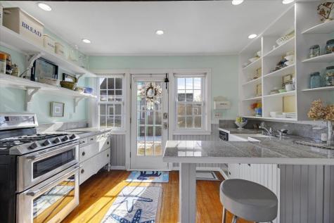 125 Sea Street Barnstable MA 02601