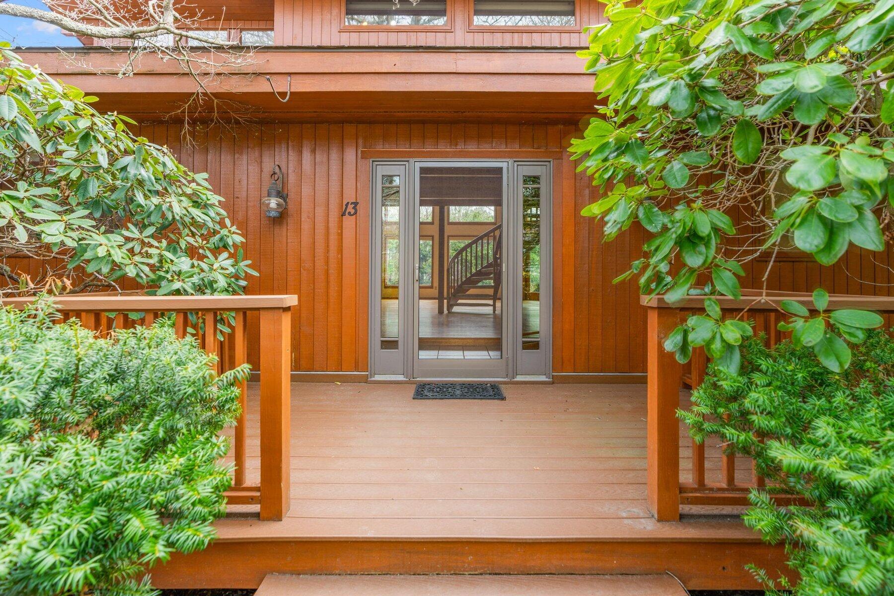 13 Cedar Street Mashpee MA 02649