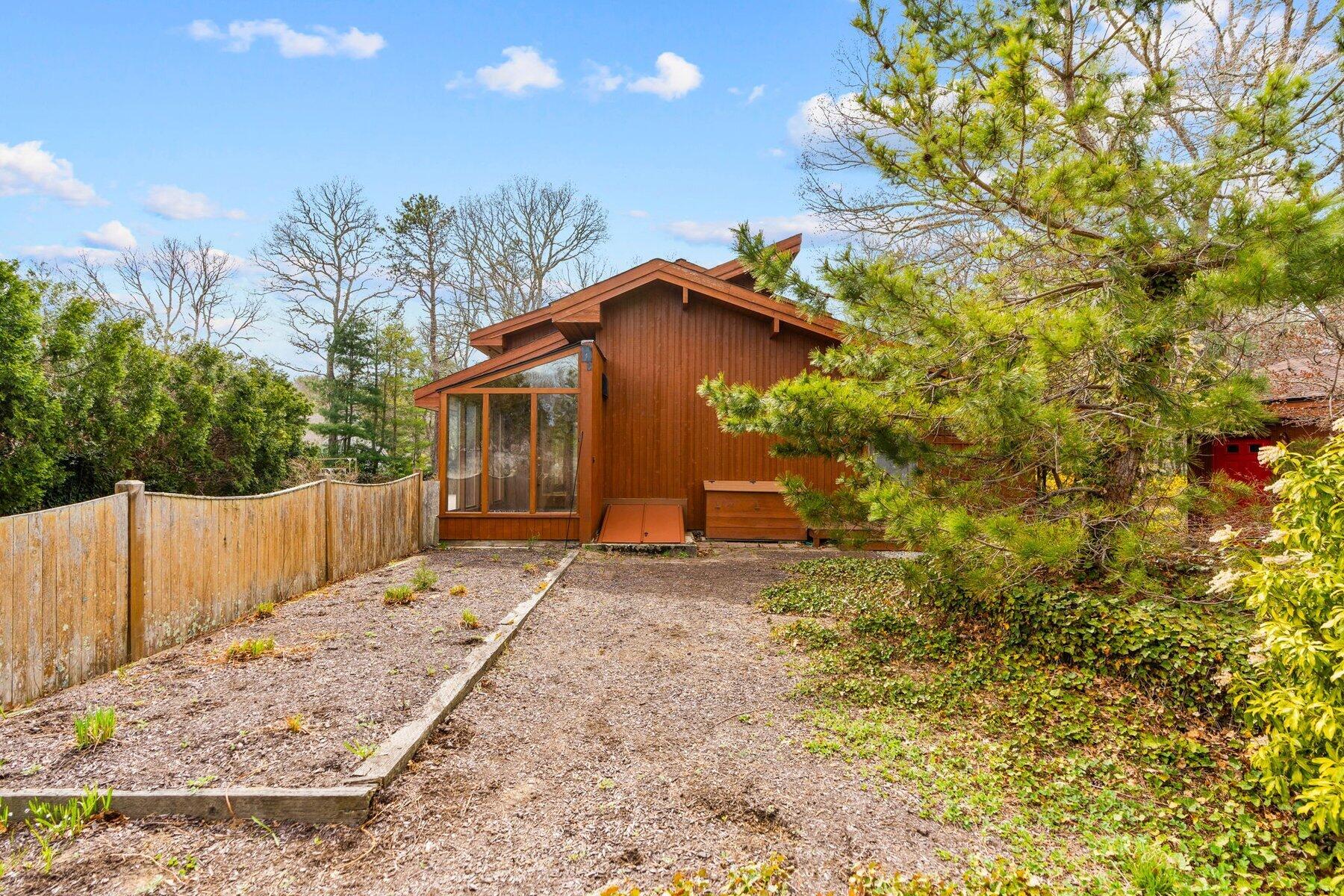 13 Cedar Street Mashpee MA 02649