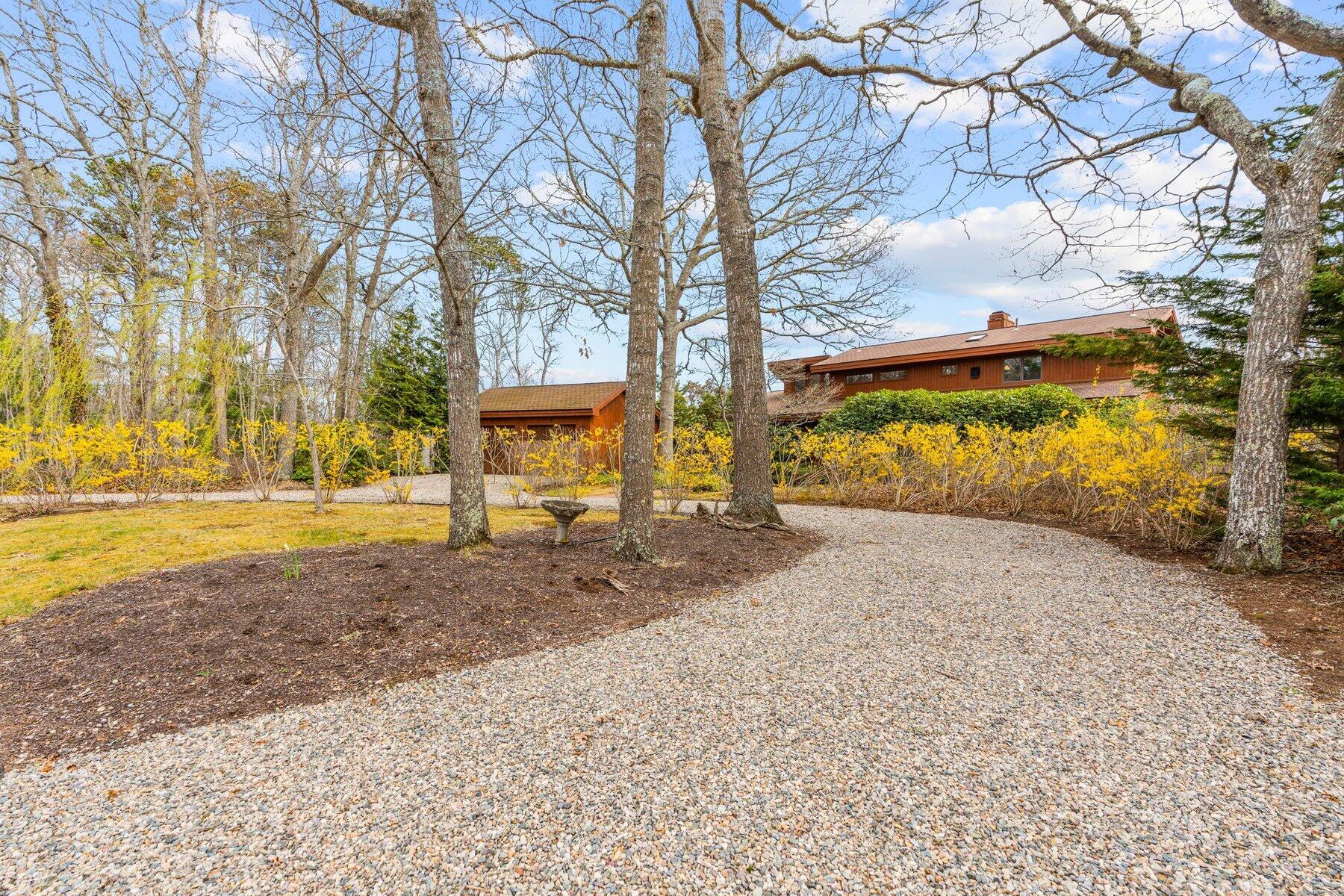 13 Cedar Street Mashpee MA 02649