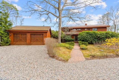 13 Cedar Street Mashpee MA 02649