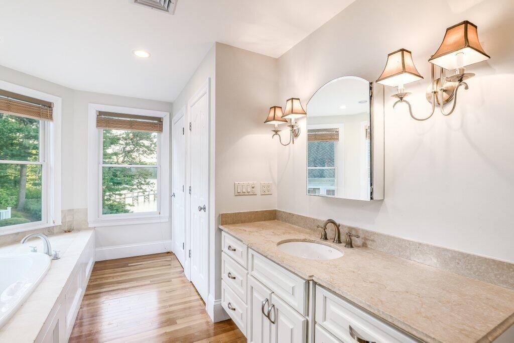 86 Summersea Road Mashpee MA 02649