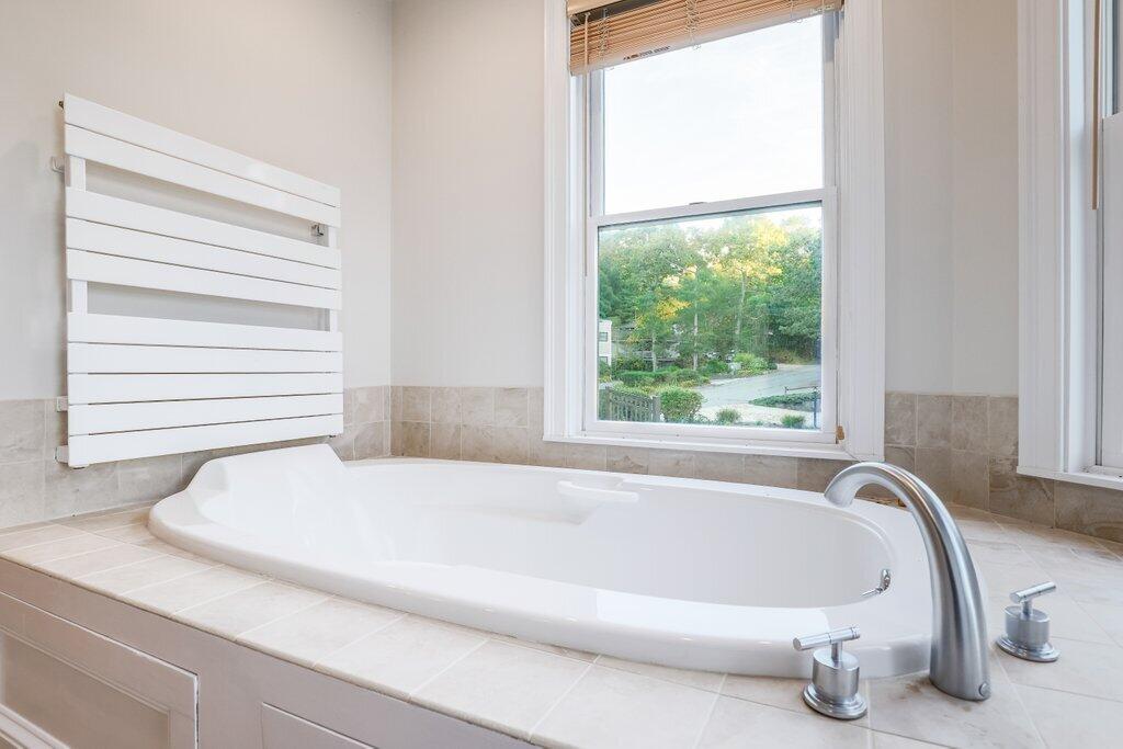 86 Summersea Road Mashpee MA 02649
