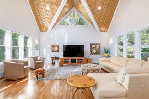 86 Summersea Road Mashpee MA 02649