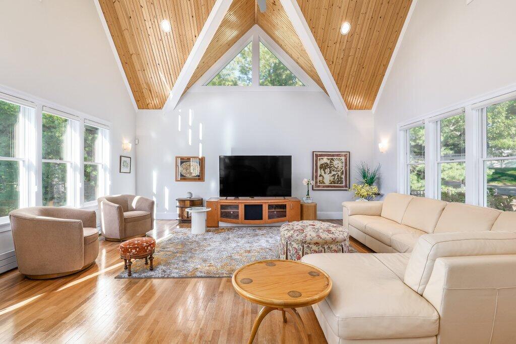 86 Summersea Road Mashpee MA 02649