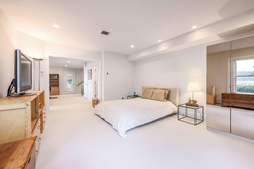 86 Summersea Road Mashpee MA 02649