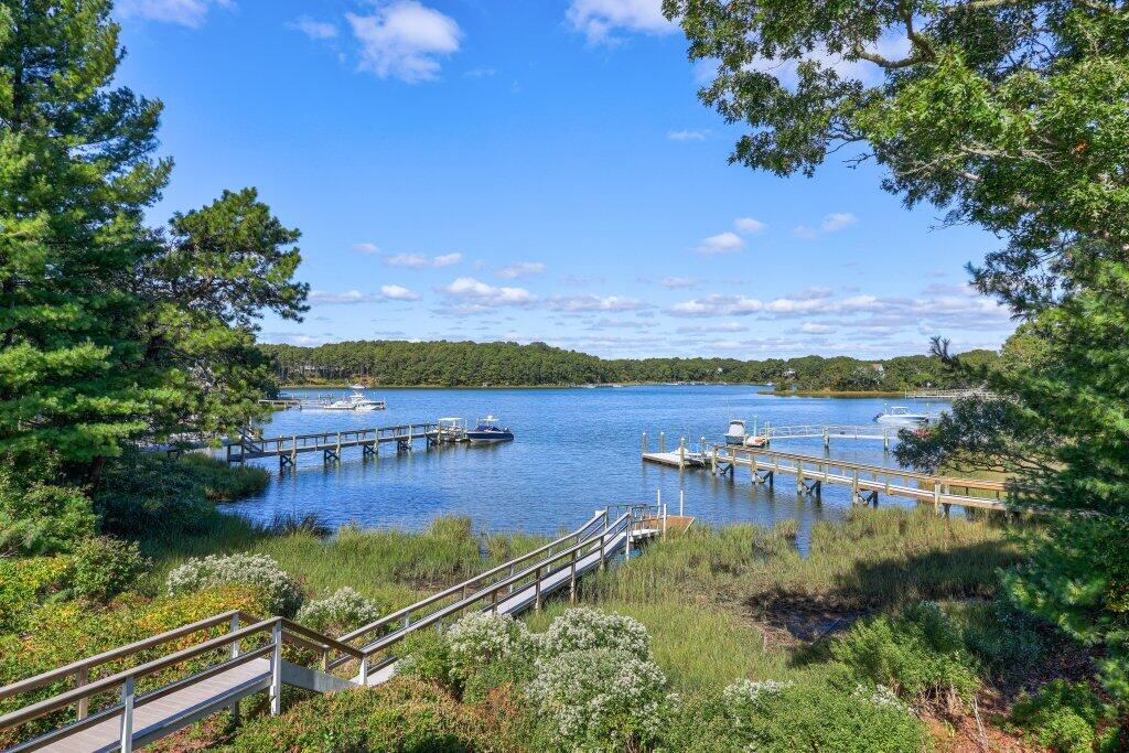 86 Summersea Road Mashpee MA 02649