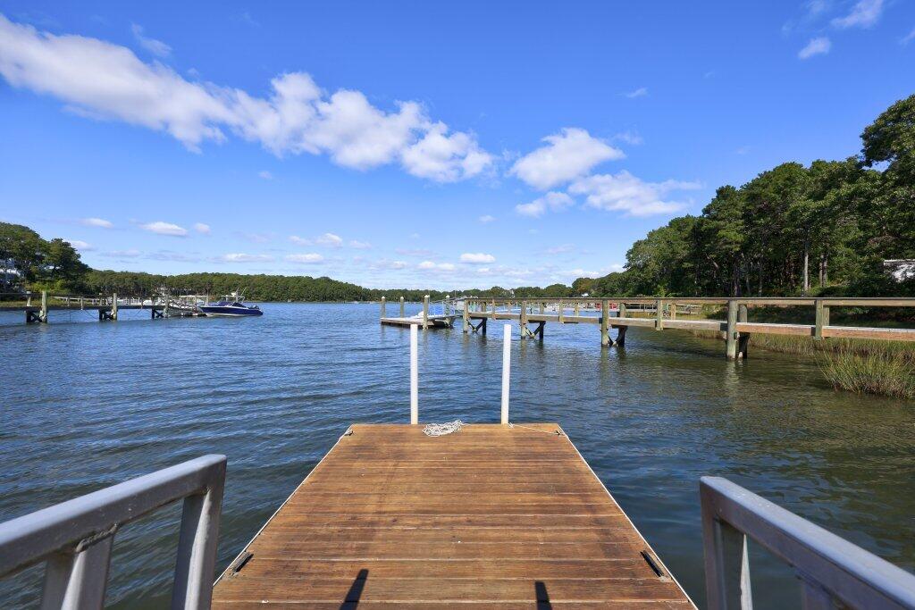 86 Summersea Road Mashpee MA 02649