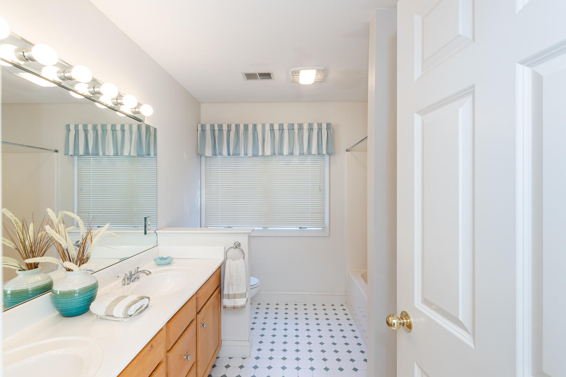 111 Saddleback Lane East Falmouth MA 02536