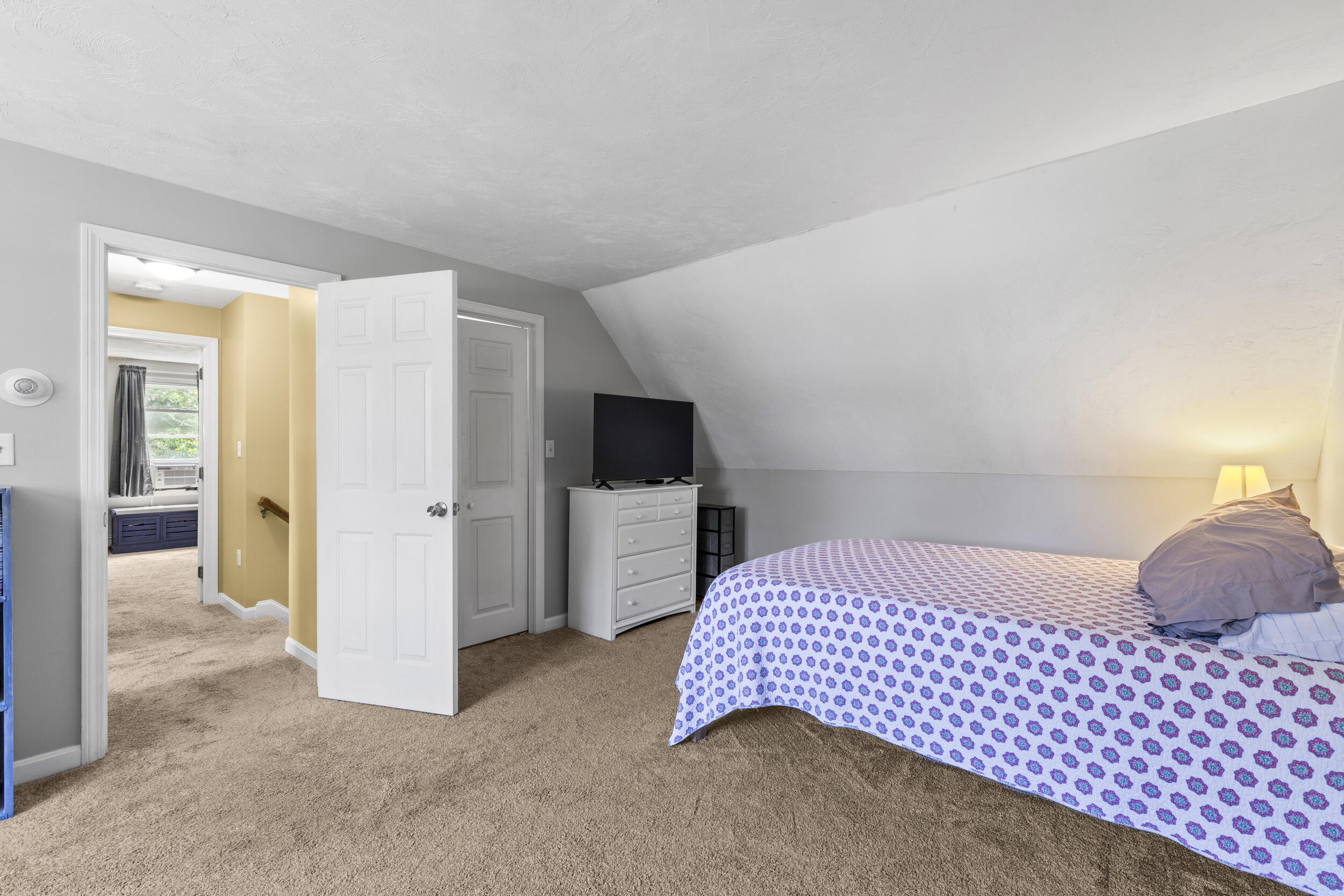 29 Sheffield Place Mashpee MA 02649