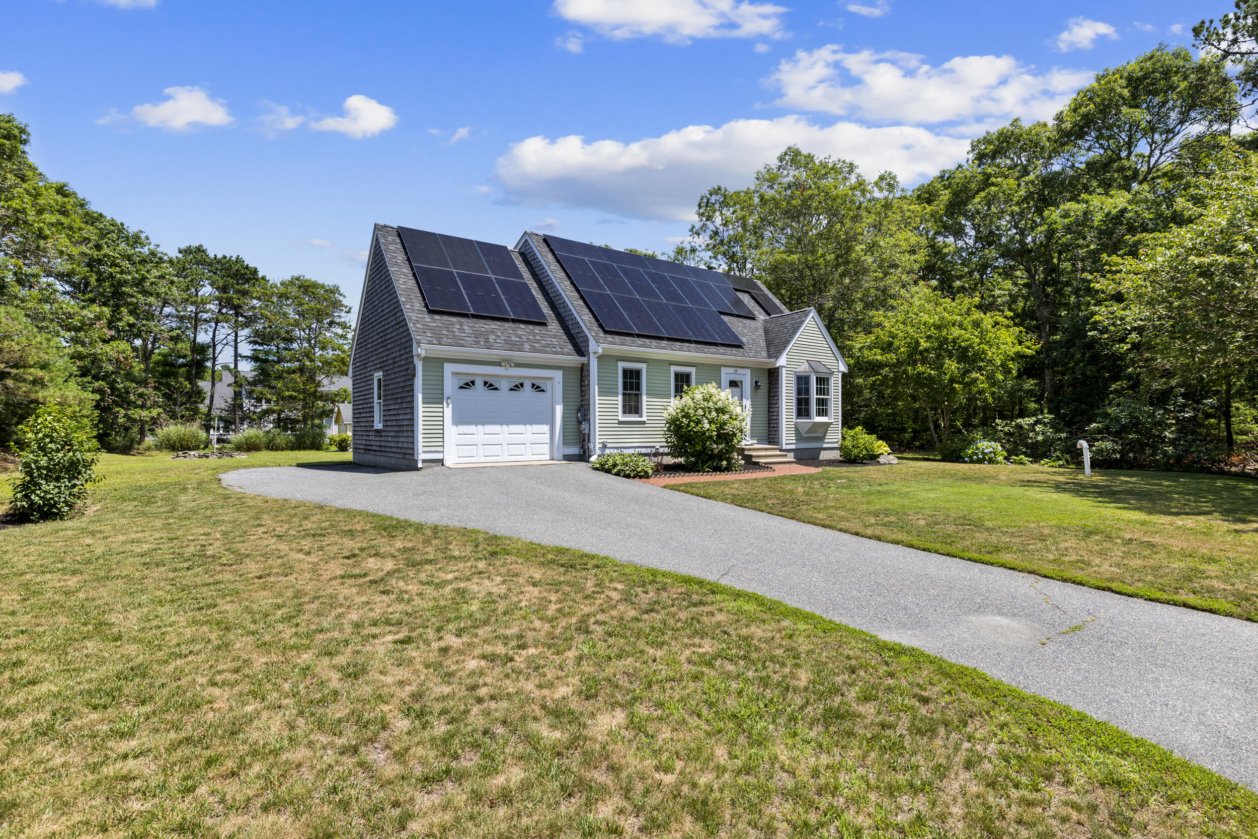 29 Sheffield Place Mashpee MA 02649