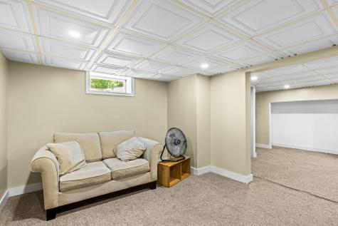 29 Sheffield Place Mashpee MA 02649