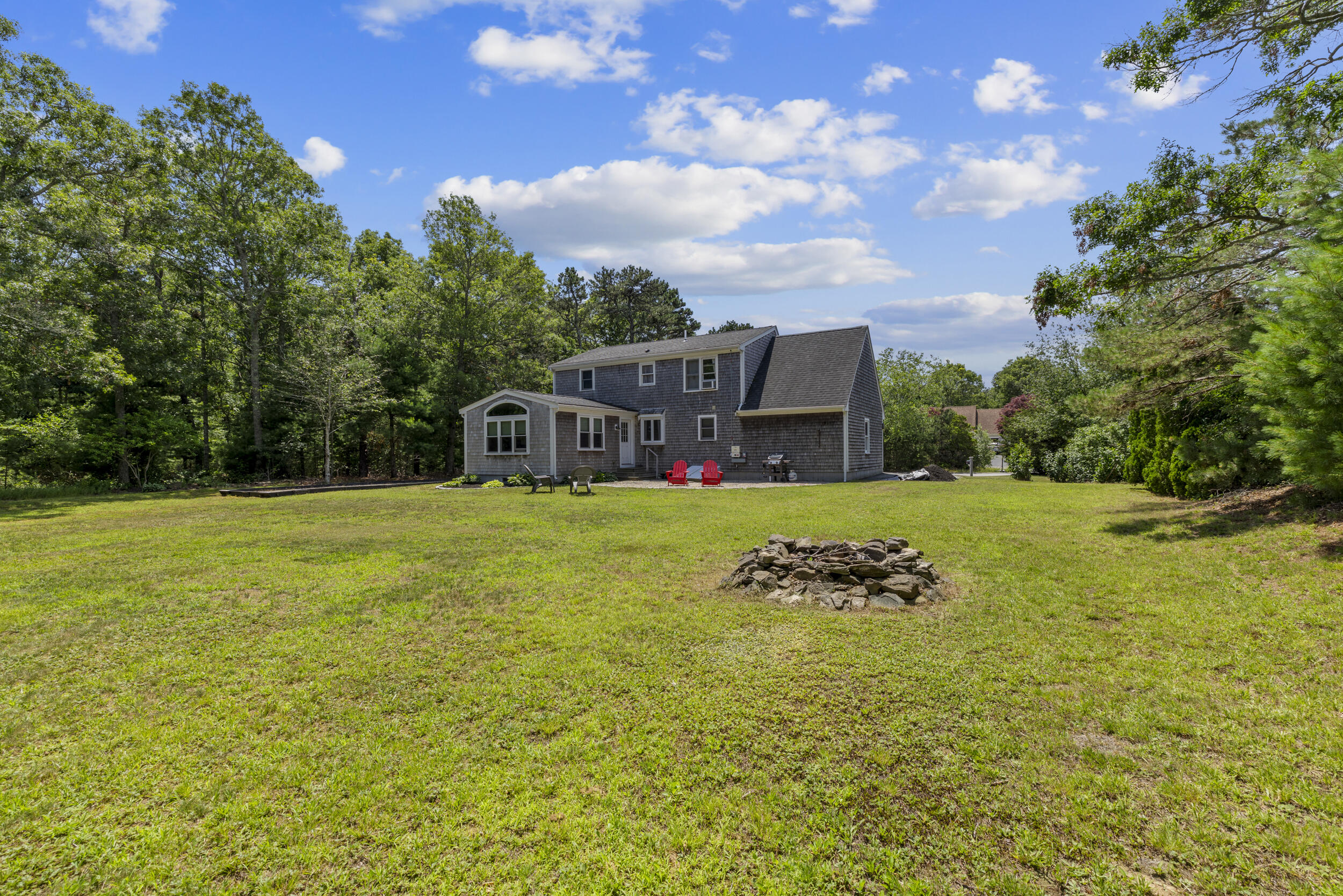 29 Sheffield Place Mashpee MA 02649