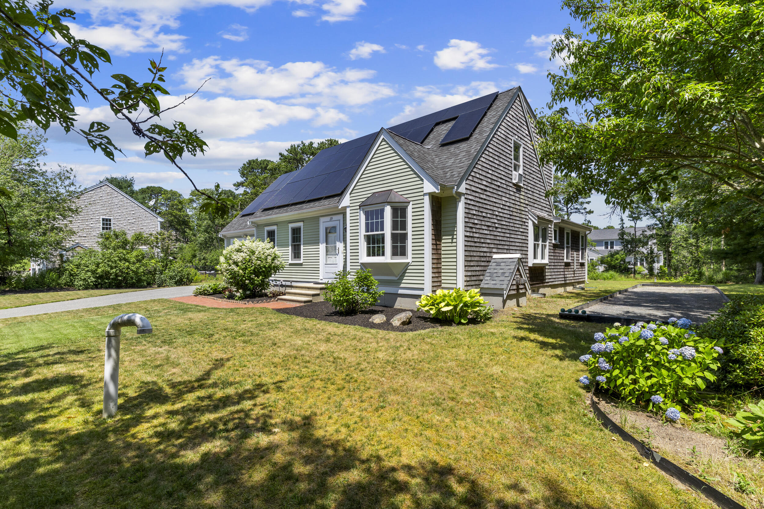 29 Sheffield Place Mashpee MA 02649