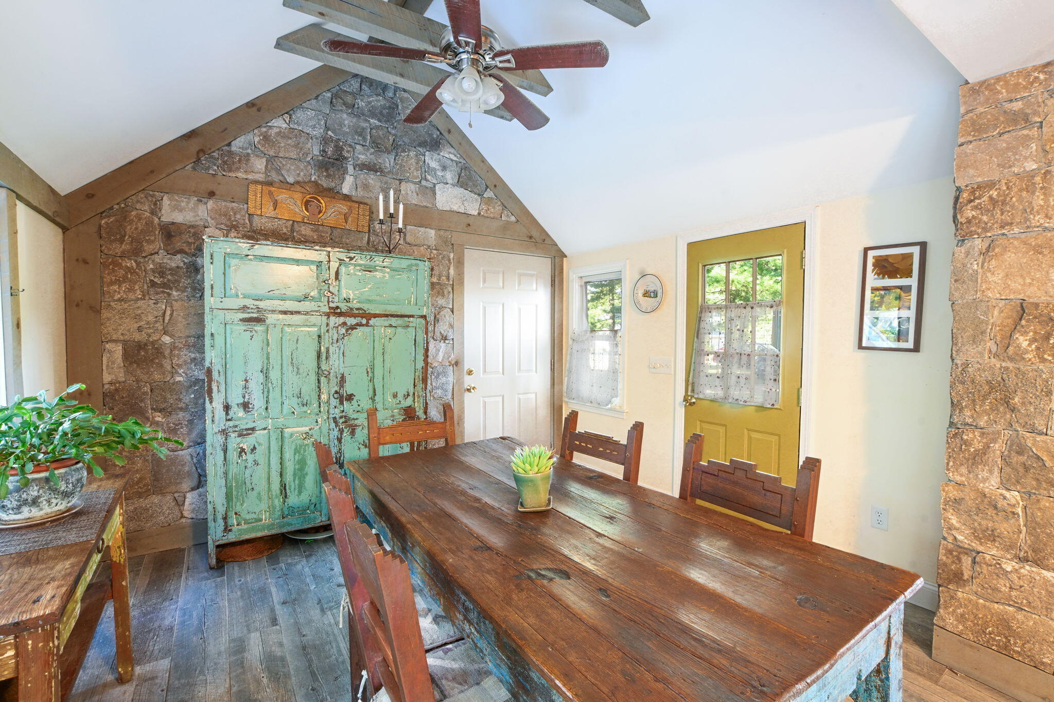 679 N Falmouth Highway Falmouth MA 02556