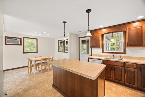 391 Scenic Highway Buzzards Bay MA 02532