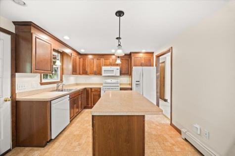 391 Scenic Highway Buzzards Bay MA 02532