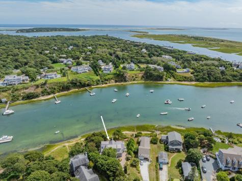 103 Aunt Nabby's Lane Chatham MA 02633